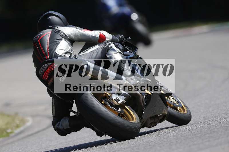 /43 08.08.2025 Discover the Bike ADR/Race 3 rot/286